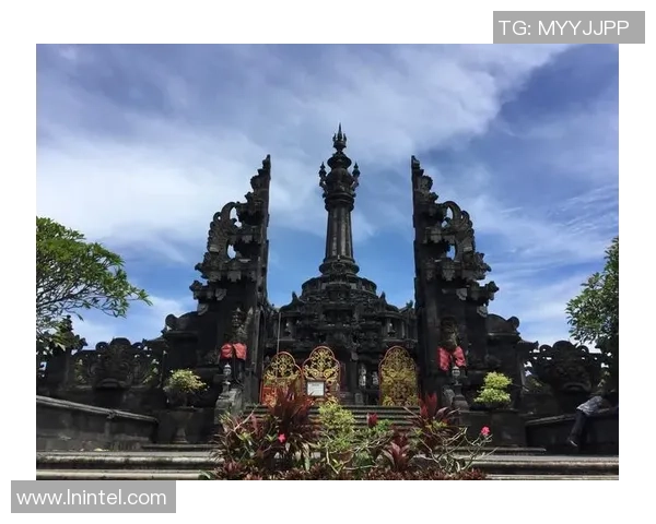探索阿拉巴的魅力与风情：一场穿越历史与文化的旅程